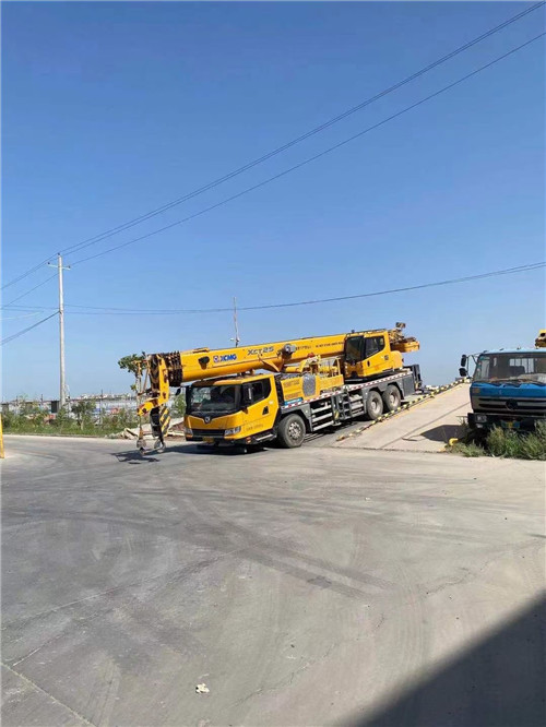 大观区吊车作业时，可能会产生哪些额外收费项目？