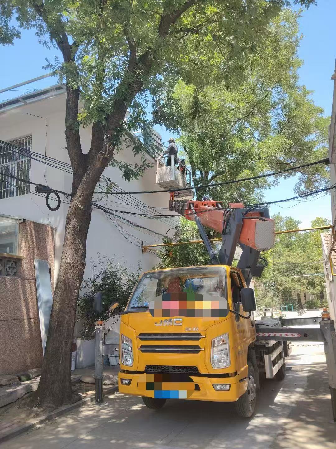 大观区高空作业车能吊装重物吗？最大承载多少公斤？