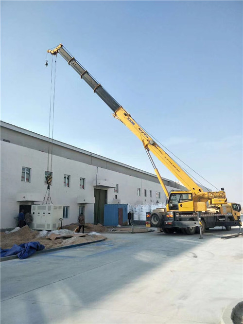 大观区“超载就喊停”—— 吊车的 “重量保镖” 技术